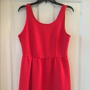 Red sleeveless plus size dress