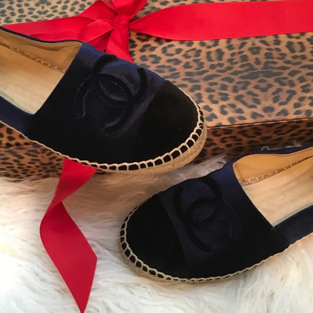 Blue Blk CHANEL Velvet CapToe CC Espadrilles Flats