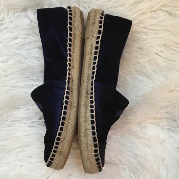 Blue Blk CHANEL Velvet CapToe CC Espadrilles Flats - Picture 5 of 8