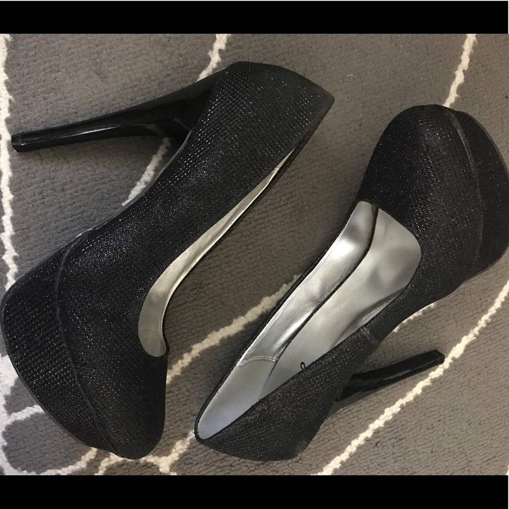 Black Glitter Qupid High Heels