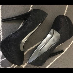 Black Glitter Qupid High Heels