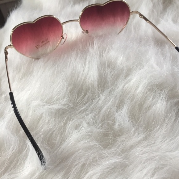 BACK IN STOCK!! 😍🔥 - Picture 4 of 5