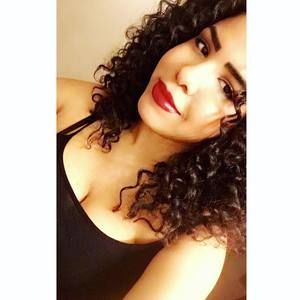 Meet your Posher, Raquel