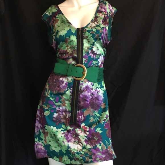 Green Satin Bloom Print Shift Dress Green Satin Bloom Print Shift Dress