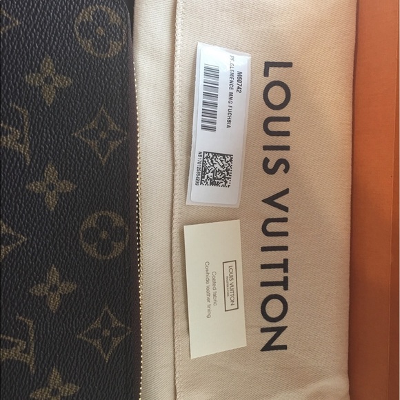 *SOLD* NWT louis vuitton clemence wallet fuchsia - Picture 2 of 5