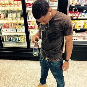 Meet your Posher, Ace