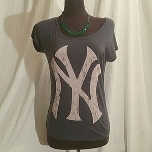 Vintage yankees tee