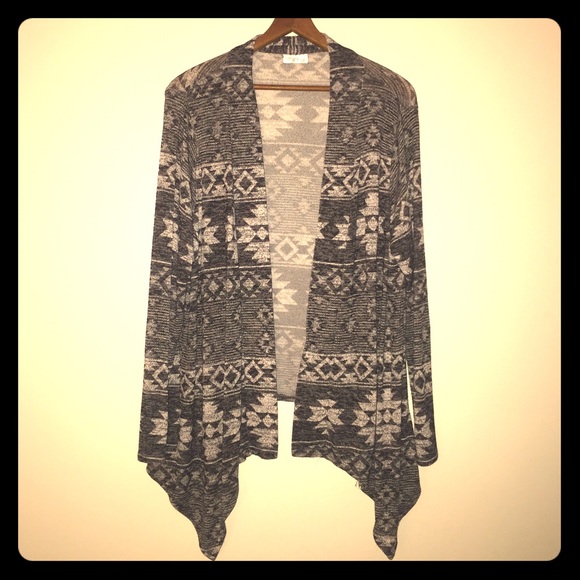 Lightweight Aztec Print Cardigan - Picture 1 of 1