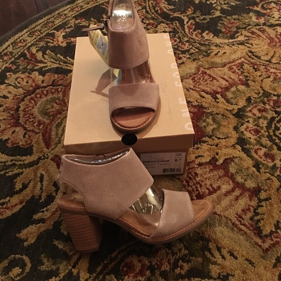 Toms Shoes - TOMS Majorca suede cutout heels