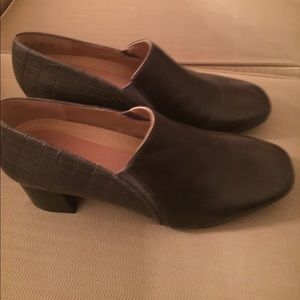 Naturalizer size 10 shoes
