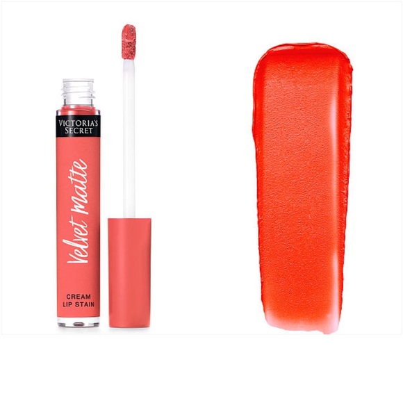 Victoria’s Secret Velvet Matte Cream Lip Stain - Picture 2 of 3