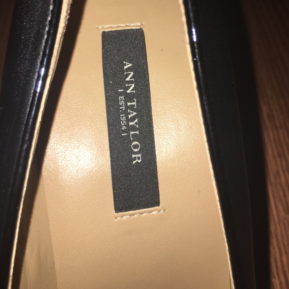 Ann Taylor black heels - Picture 3 of 5