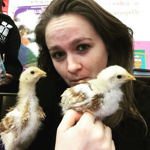 Meet your Posher, Caroline