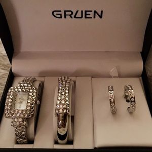 NWOT Gruen watch, bracelet & earring set