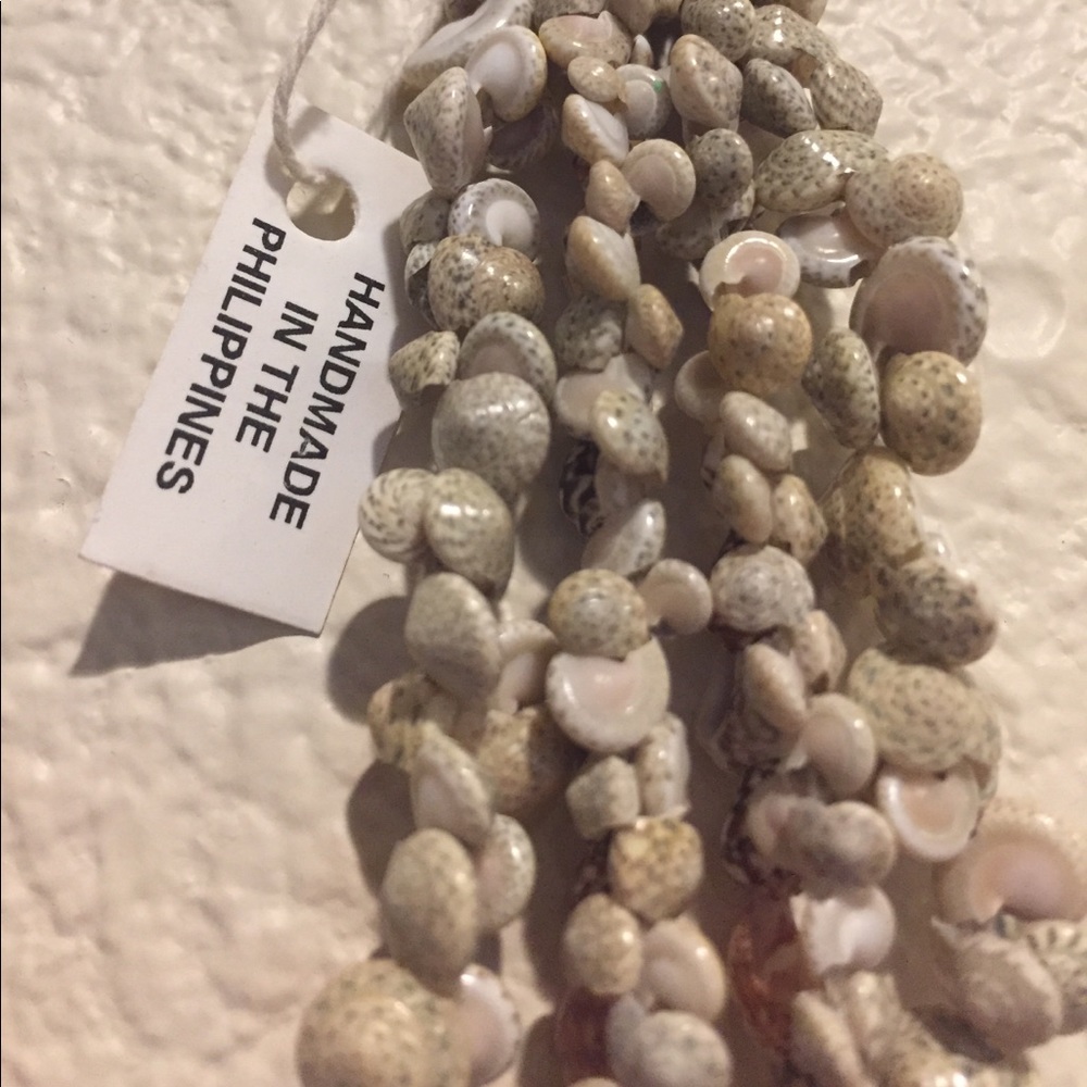 Shell Necklaces - image 4
