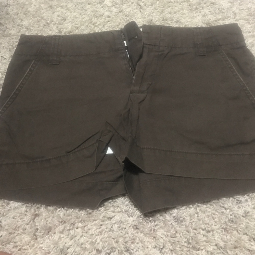 Gap shorts