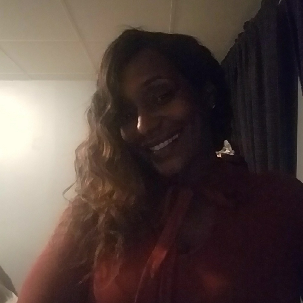 Meet your Posher, Kisha