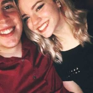 Meet your Posher, Katelyn