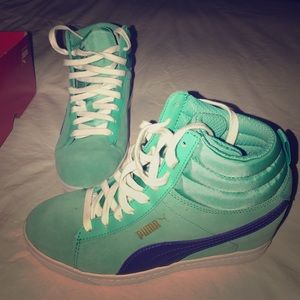 Pima Classic Wedge Sneaker - Electric Green