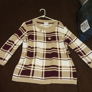 Short sleeve sweater