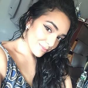Meet your Posher, Julissa