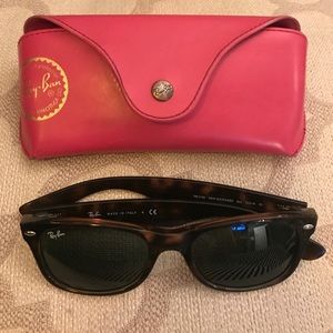 NWT Ray-Ban New Wayfarer Sunglasses Tortoise Shell