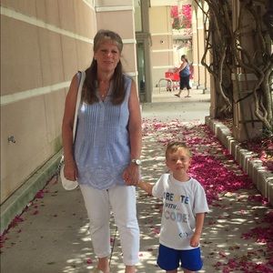 Meet your Posher, Sheri