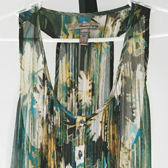 Lightweight Flowy Summer Tank - Picture 2 of 2