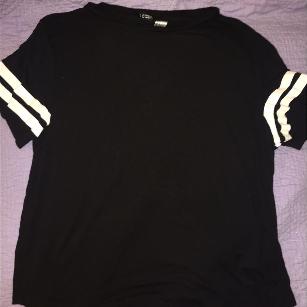 Black h&m shirt
