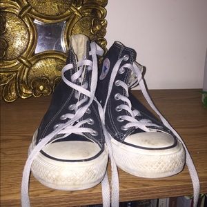 Black converse high tops
