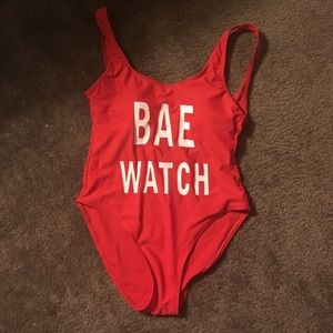 bae watch one piece!!