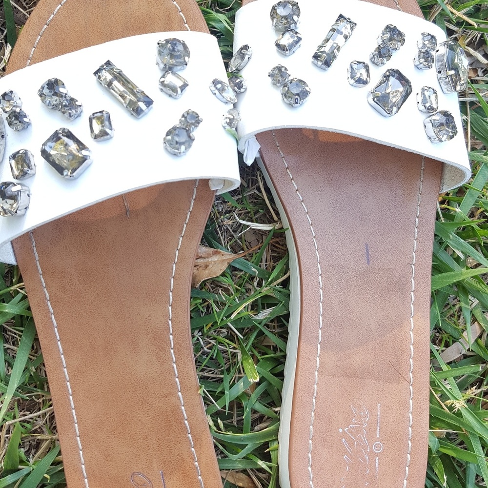 White Vegan Leather and silver Gem stone Slides