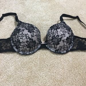 Leading Lady Nursing Bra. Size 34C