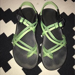 🍀 MAKE AN OFFER green double strap ZX/2 chacos 🍀
