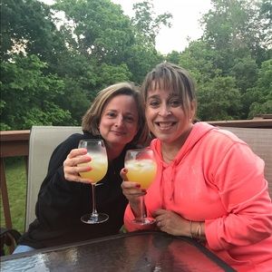 Meet your Posher, Dana