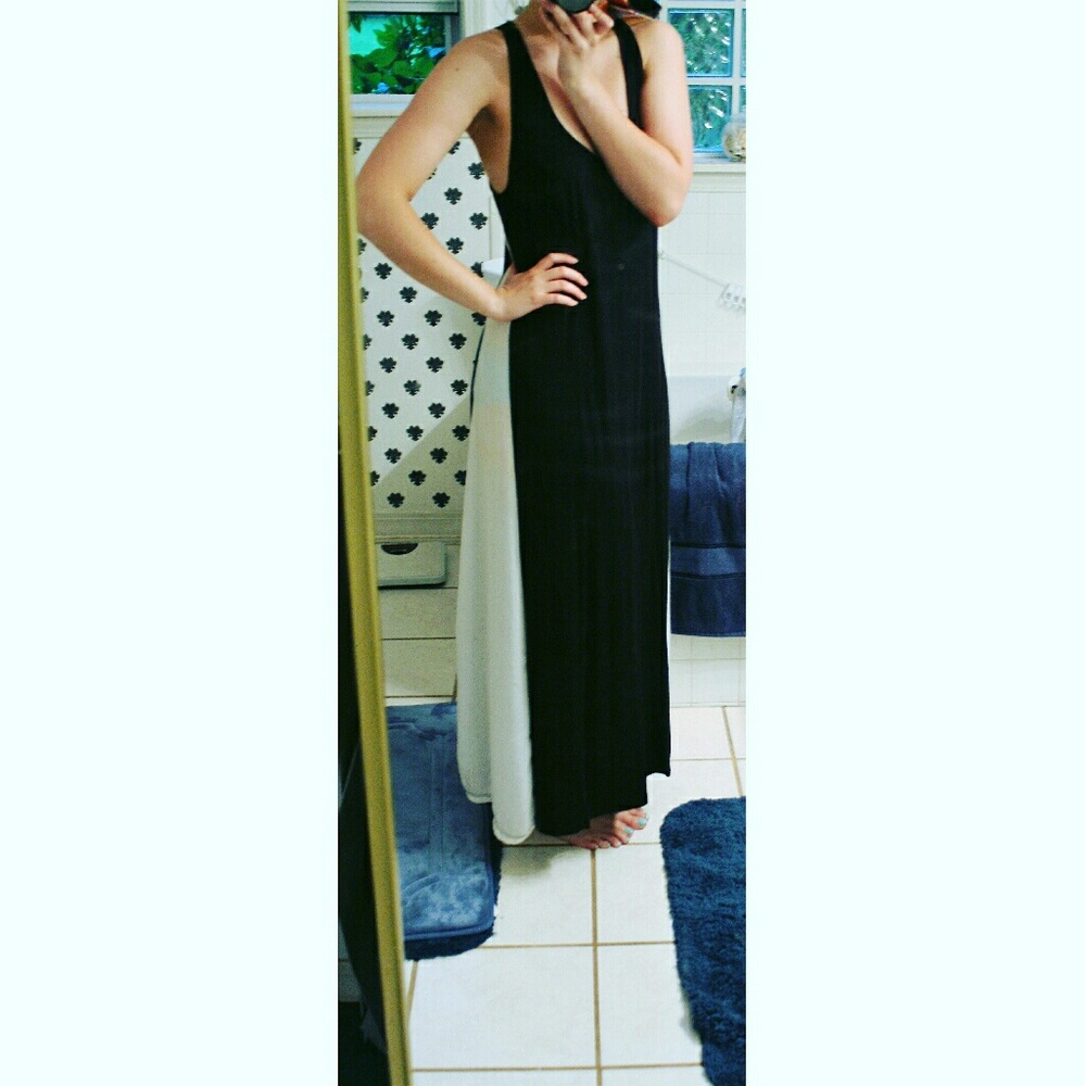 2 toned flowy maxi dress