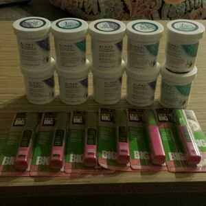 10 Almay Remover Pads & 6 Maybelline 130 Mascara