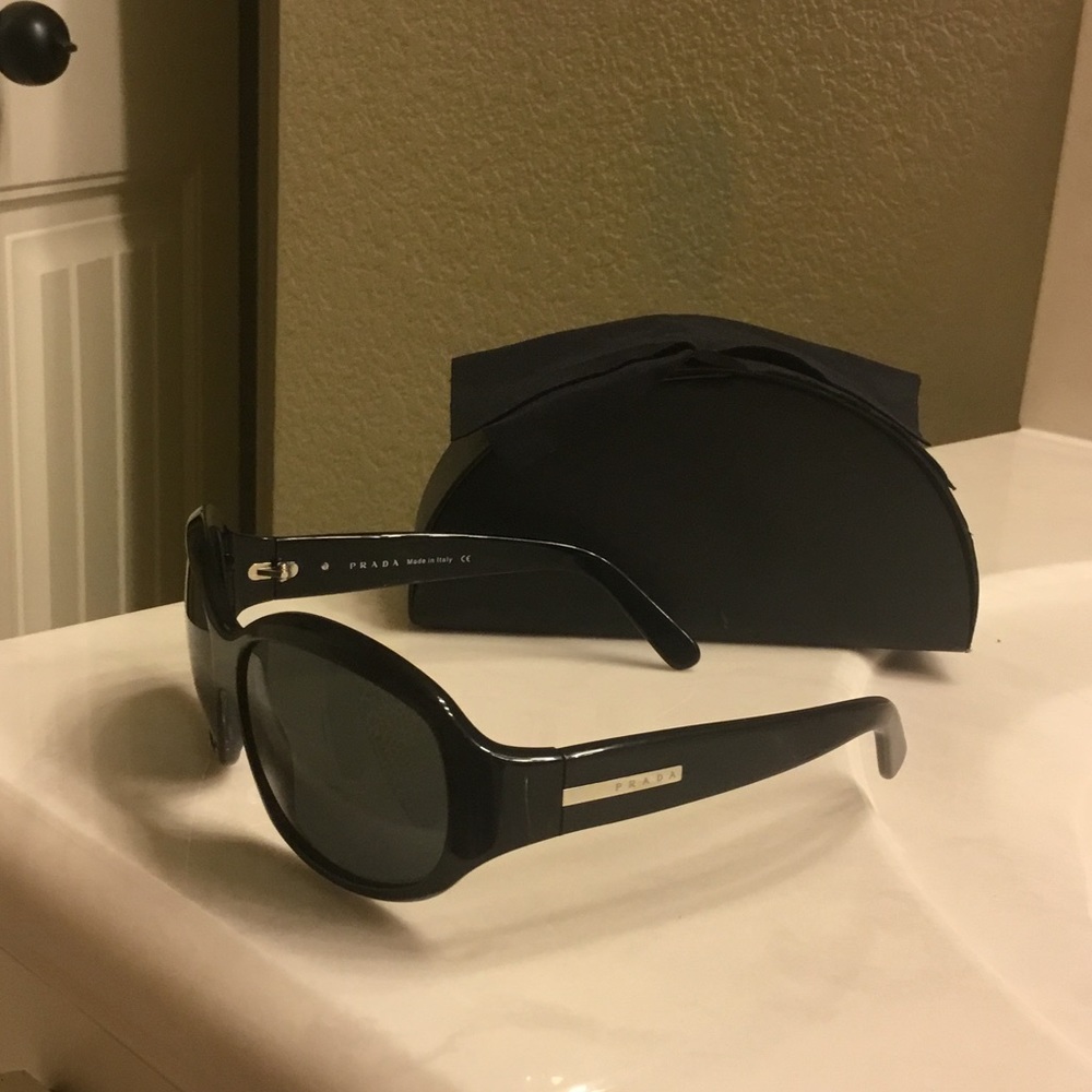 🌈 SALE Authentic Prada Sunglasses