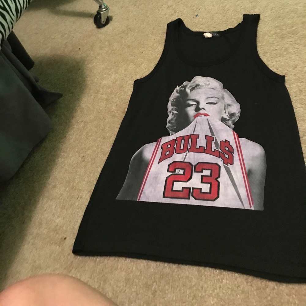 Marilyn Monroe black tank top
