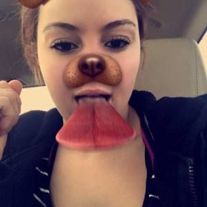 Meet your Posher, Kayla