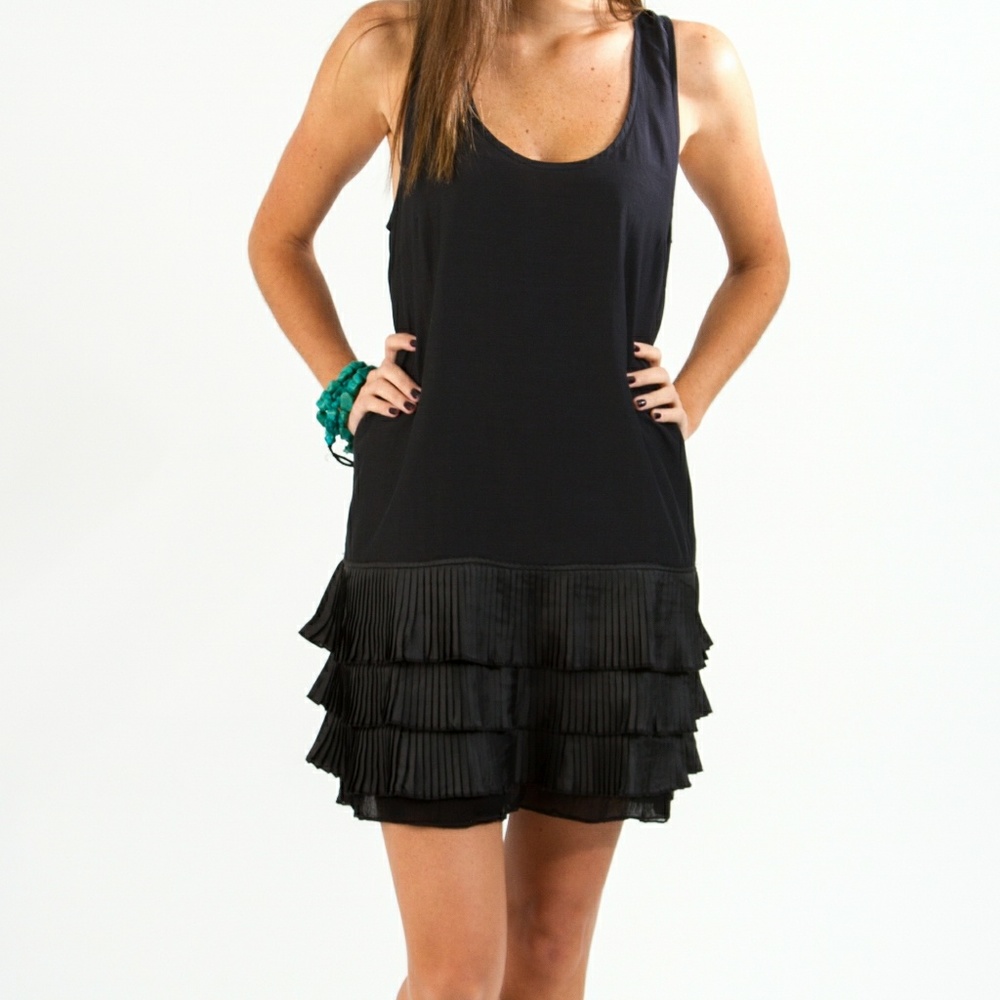Sleevless dress