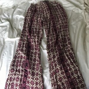 brandy melville floral bottoms