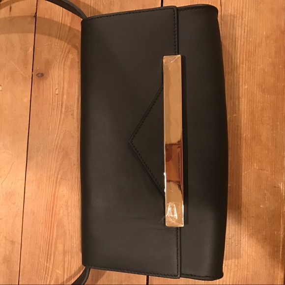 Urban Outfitters black leather cross body - Picture 3 of 6