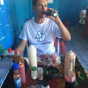 Meet your Posher, Sashaco