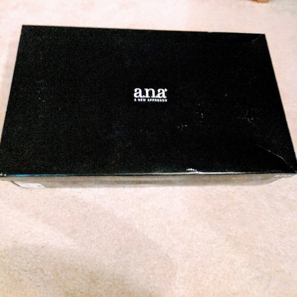 Black Boots - Picture 6 of 6