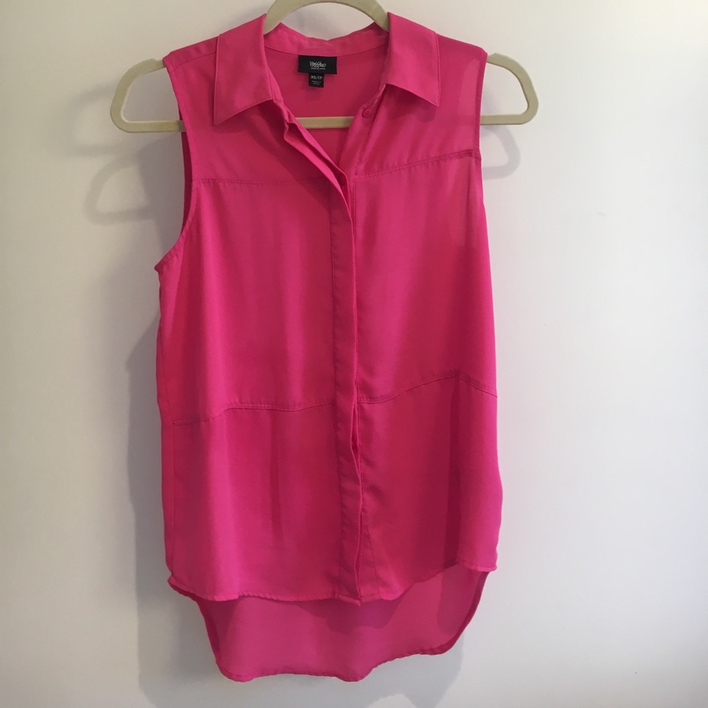 Pink sleeveless button-up blouse