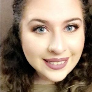 Meet your Posher, Kalli