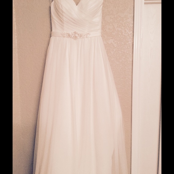 Wedding Gown David's Bridal dress size 4 - Picture 1 of 3