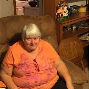 Meet your Posher, Linda