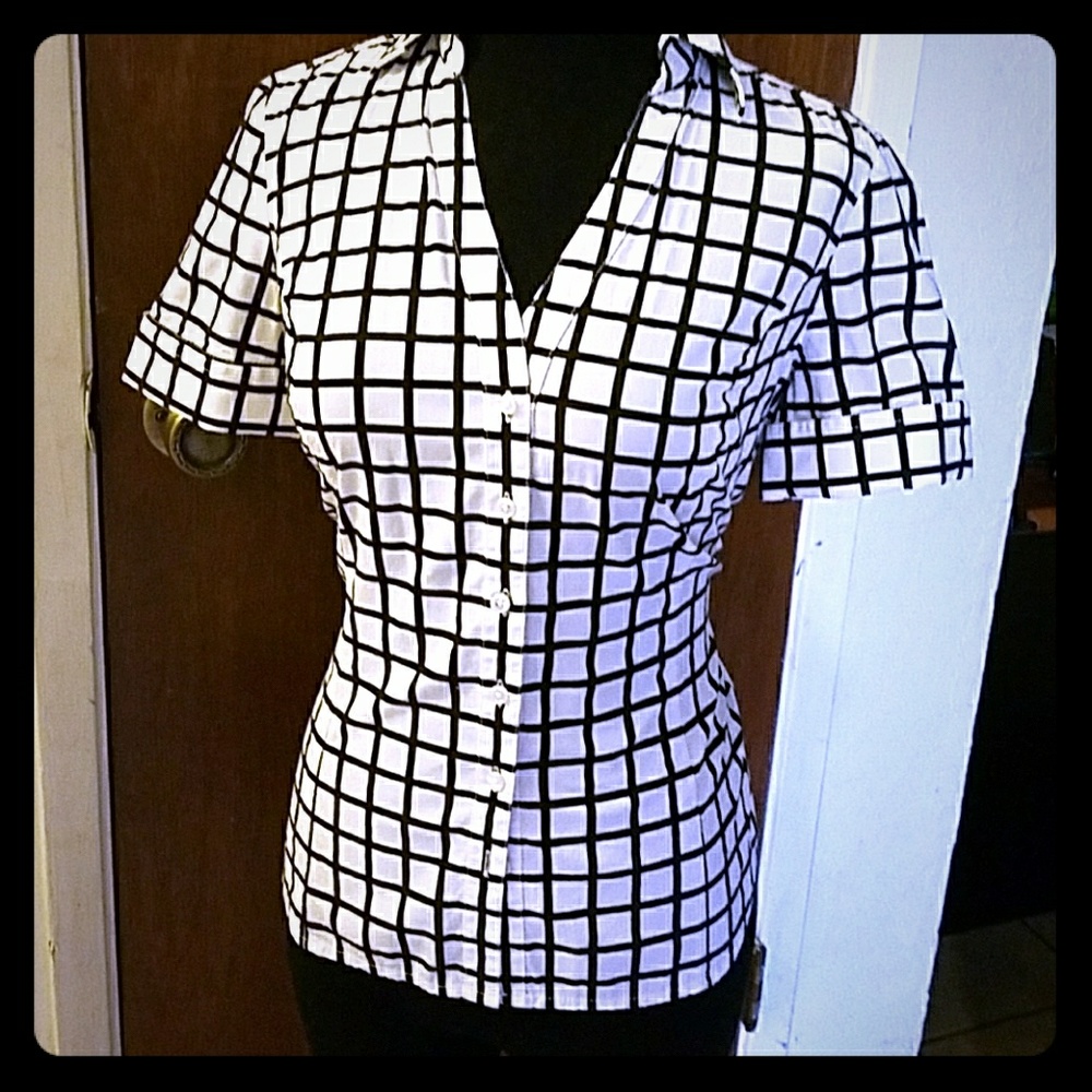 Express Design Studio Button Up Shirt